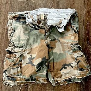 Vintage American Eagle Camo Cargo Shorts